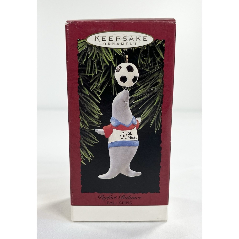 Vintage 1995‎ Hallmark "Perfect Balance" St. Nicks Soccer Seal Ornament Sports - Picture 11 of 11